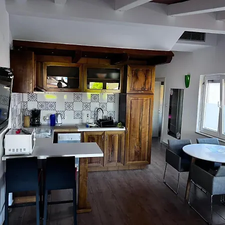 Emonia Apartment